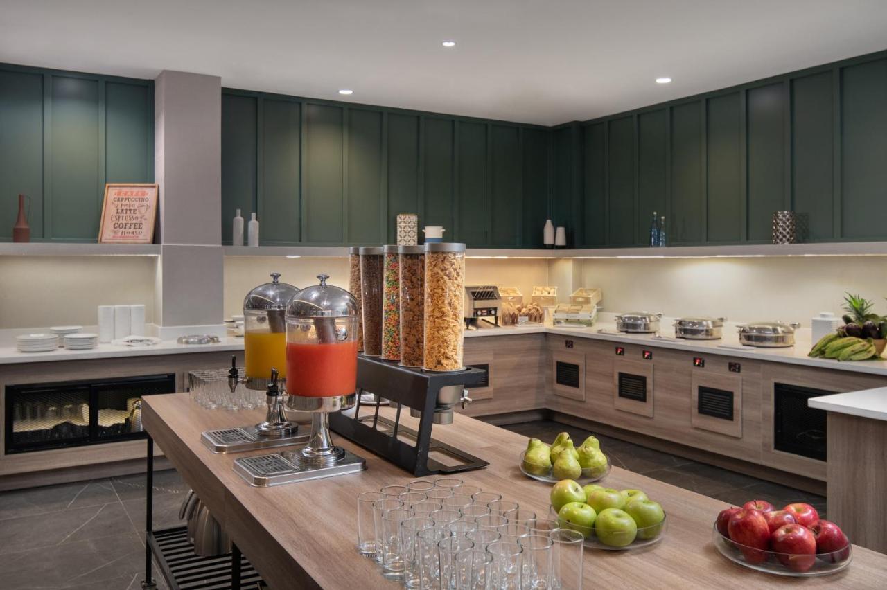 Courtyard By Marriott Santo Domingo Hotell Exteriör bild
