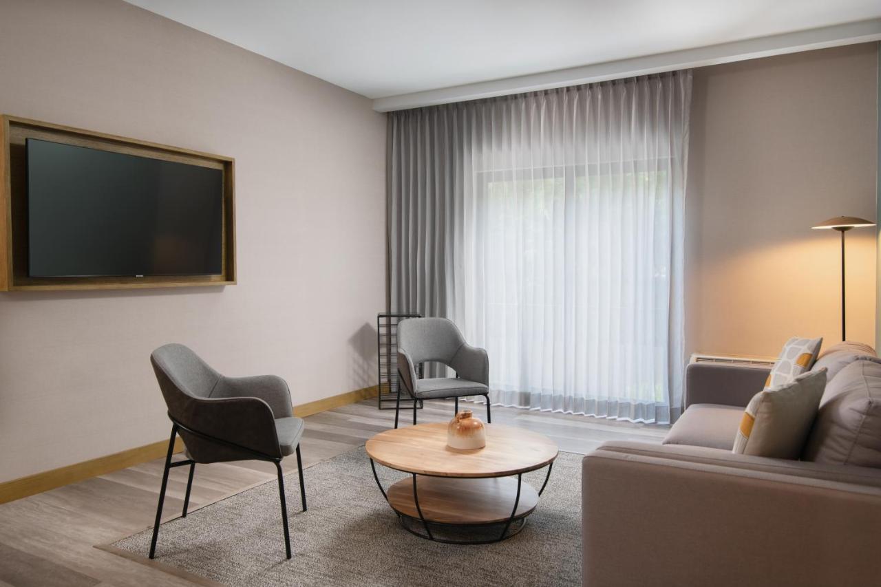 Courtyard By Marriott Santo Domingo Hotell Exteriör bild