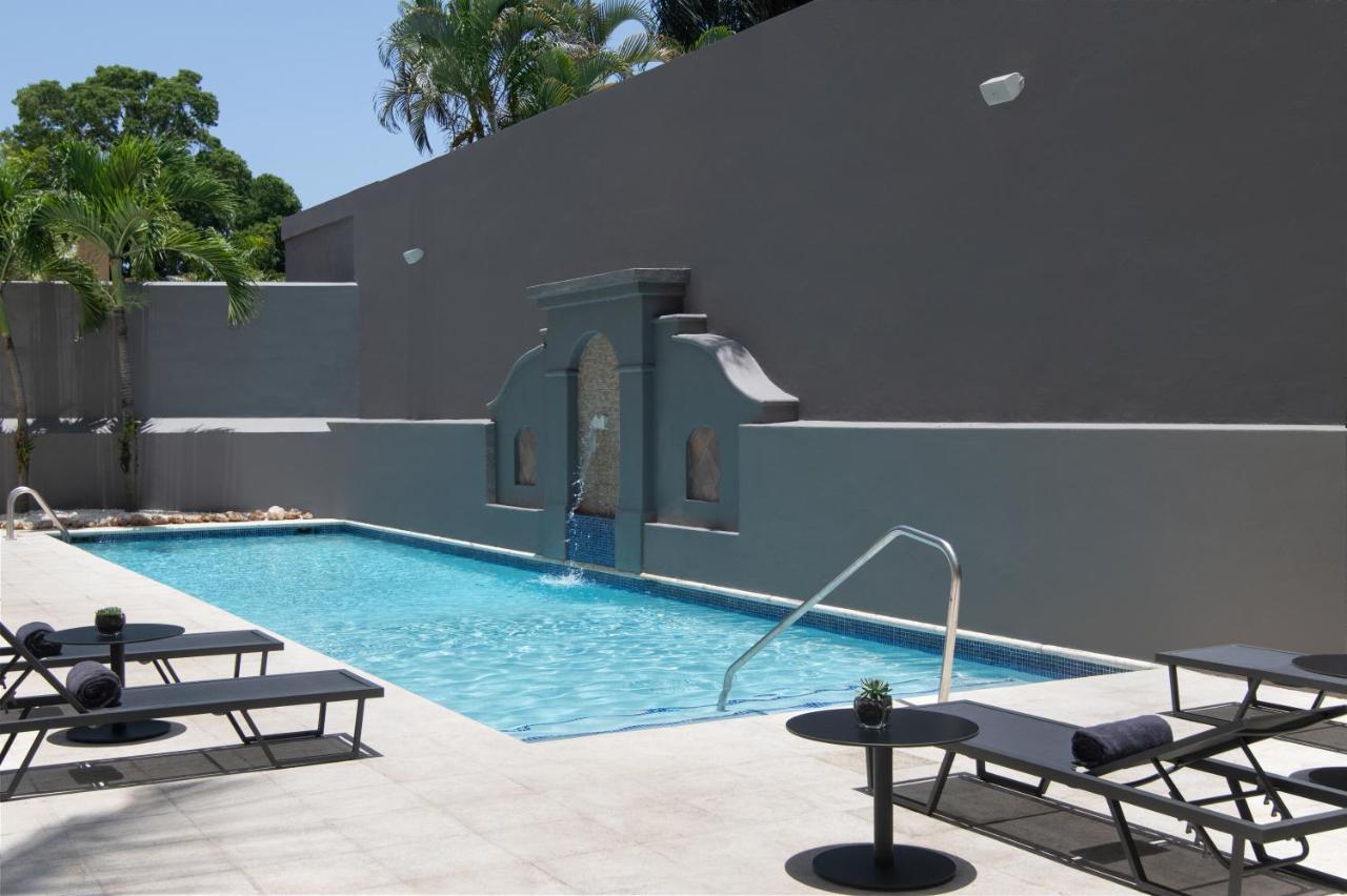 Courtyard By Marriott Santo Domingo Hotell Exteriör bild