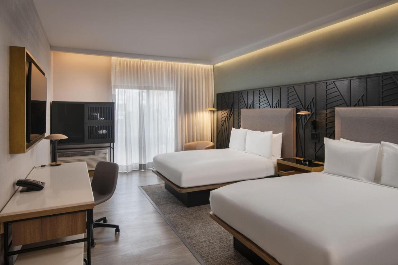 Courtyard By Marriott Santo Domingo Hotell Exteriör bild